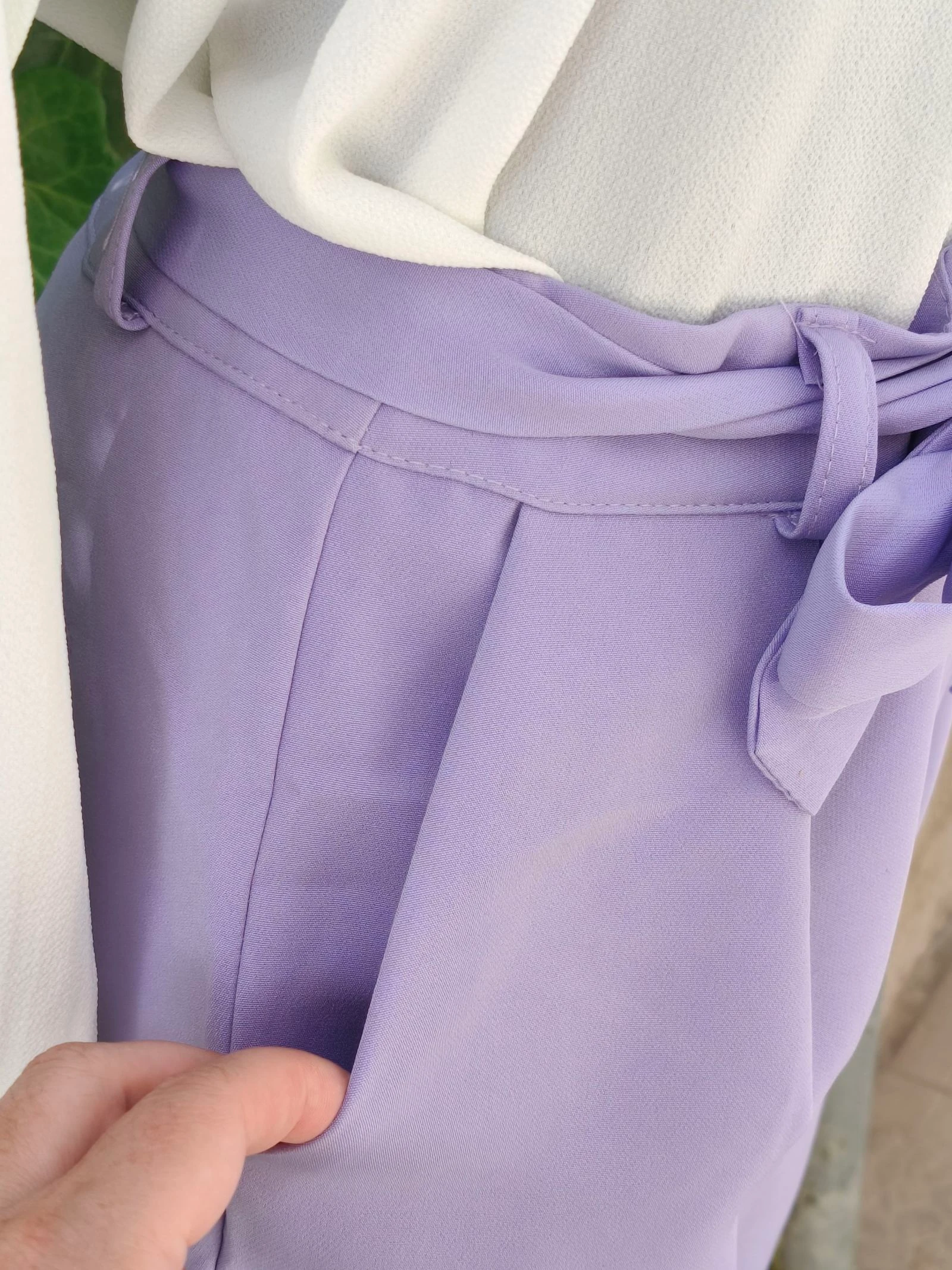 Pantalón de vestir morado lila con lazo – photo 5